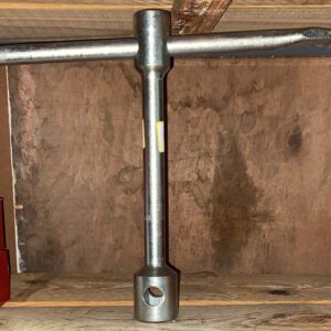 LLAVE17X35-J | LLAVE RUEDA DAIHATSU ATRASADO