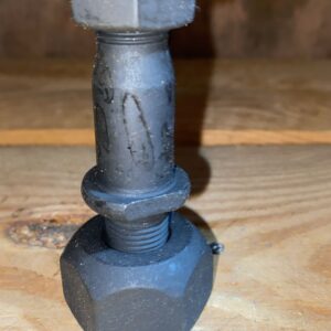 42607-87303-K | TORNILLO DEL LH ATRASADO
