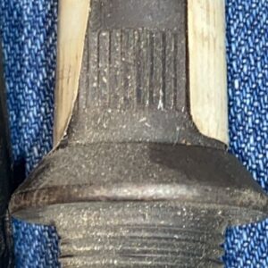 TORNILLO RUEDA DEL LH HD78