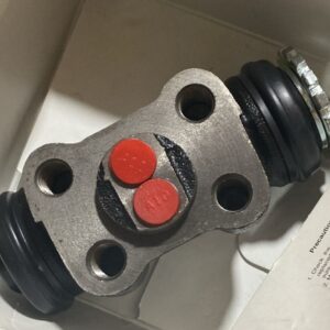 MC-889607-FIC | CILINDRO FRENO TRAS RH FUSO