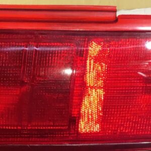 215-1991 RH | FAROL TRAS SENTRA B13 05/ON ROJO RH